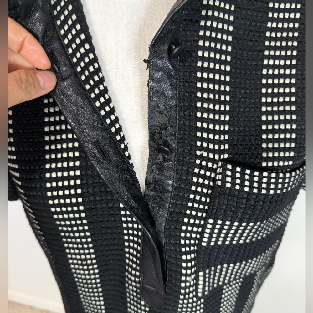 Zara Monochrome Knit Pattern size S - Picture 4 of 7